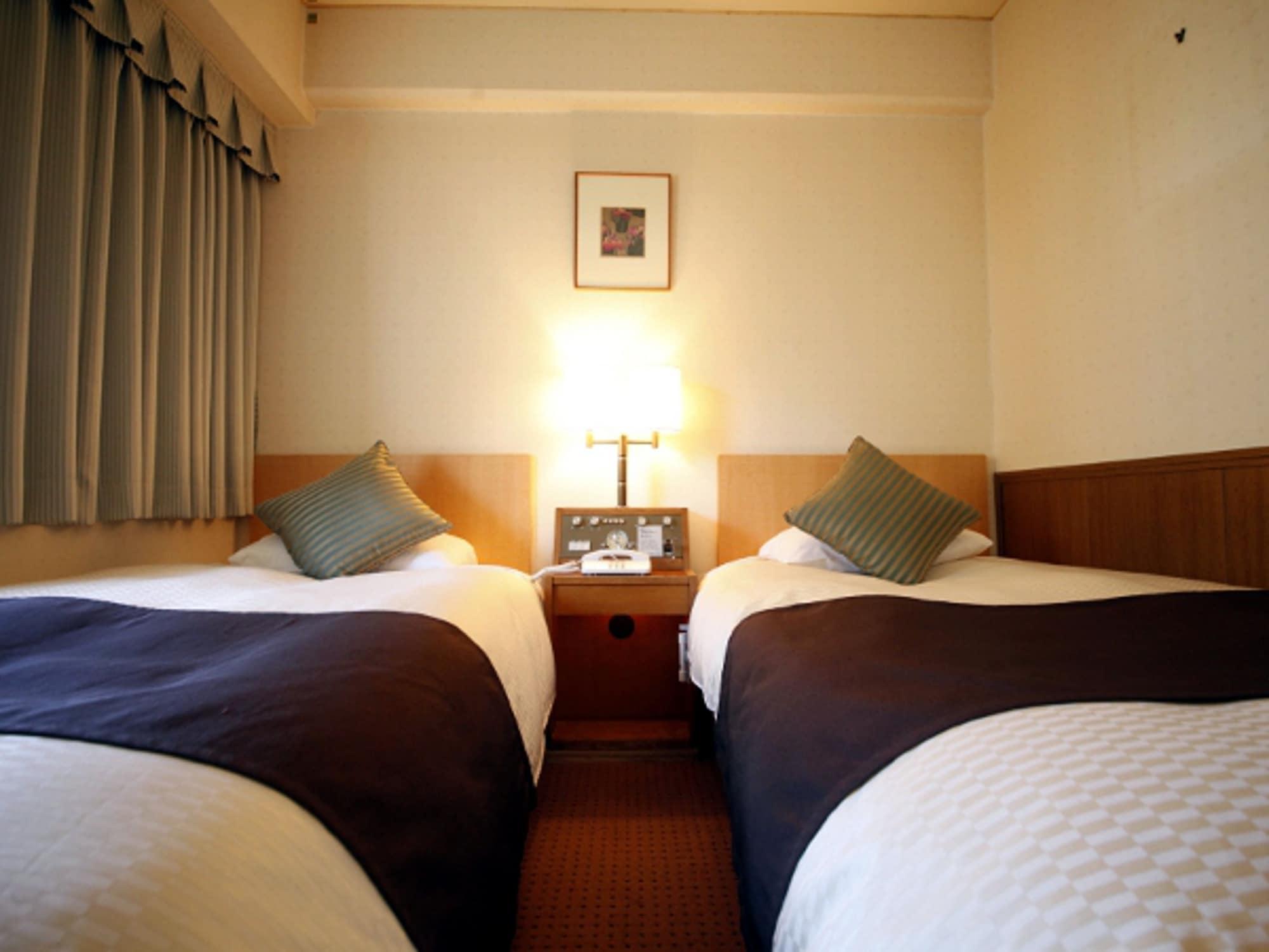 Central Hotel Yokosuka Ngoại thất bức ảnh