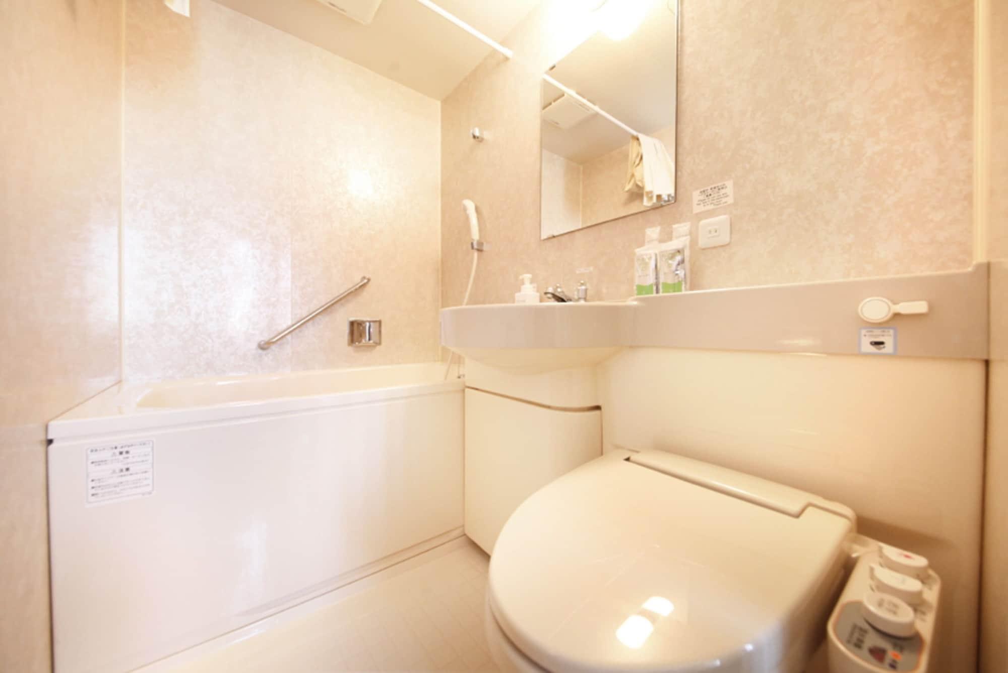 Central Hotel Yokosuka Ngoại thất bức ảnh