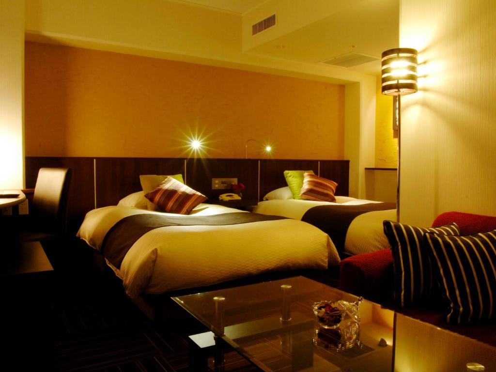 Central Hotel Yokosuka Ngoại thất bức ảnh