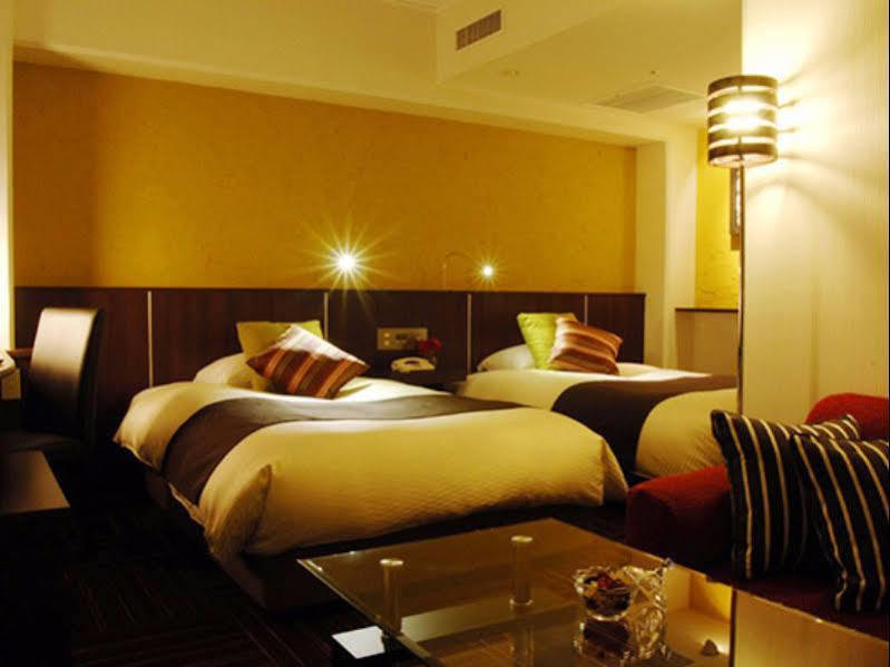 Central Hotel Yokosuka Ngoại thất bức ảnh
