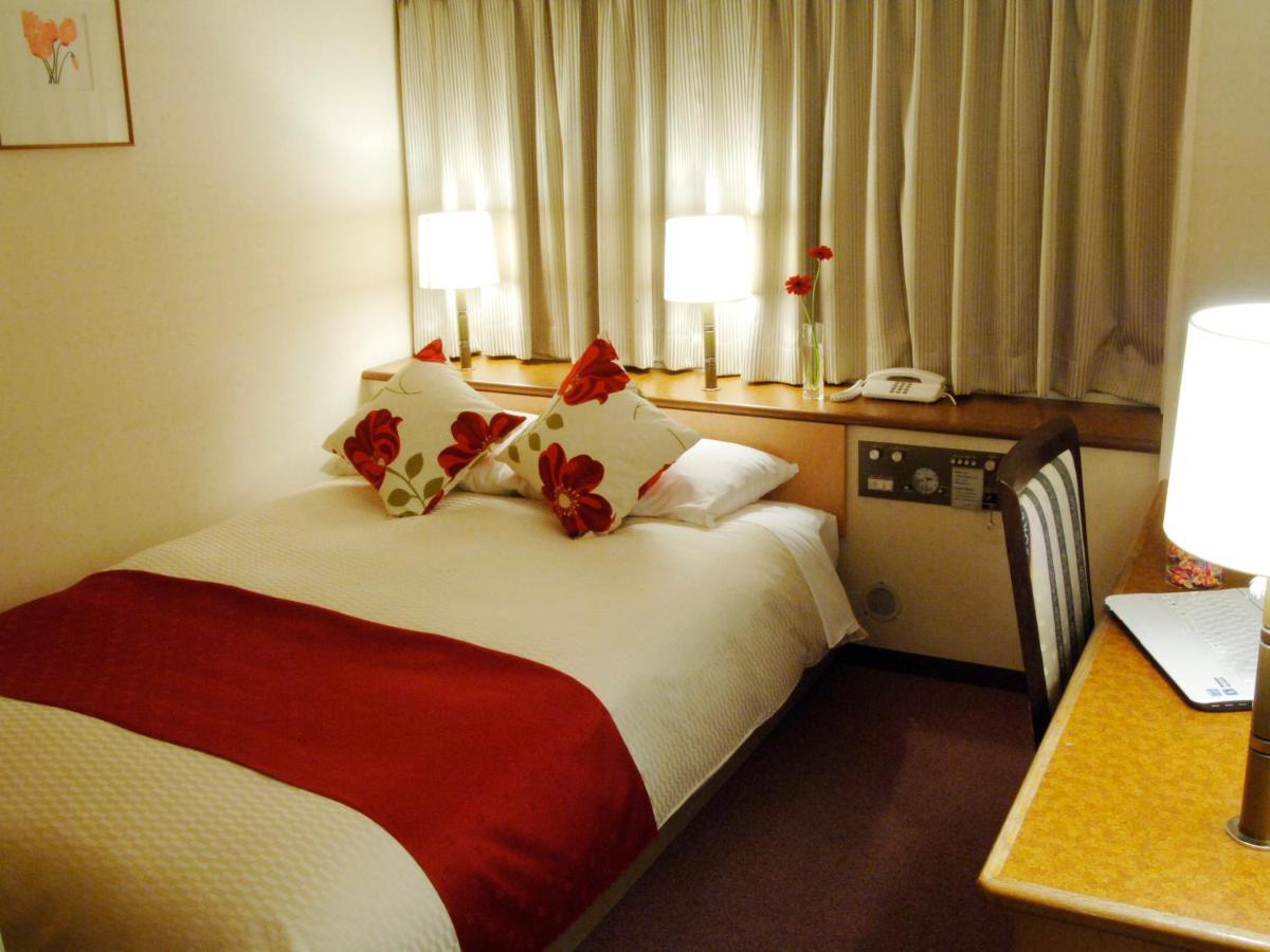 Central Hotel Yokosuka Phòng bức ảnh